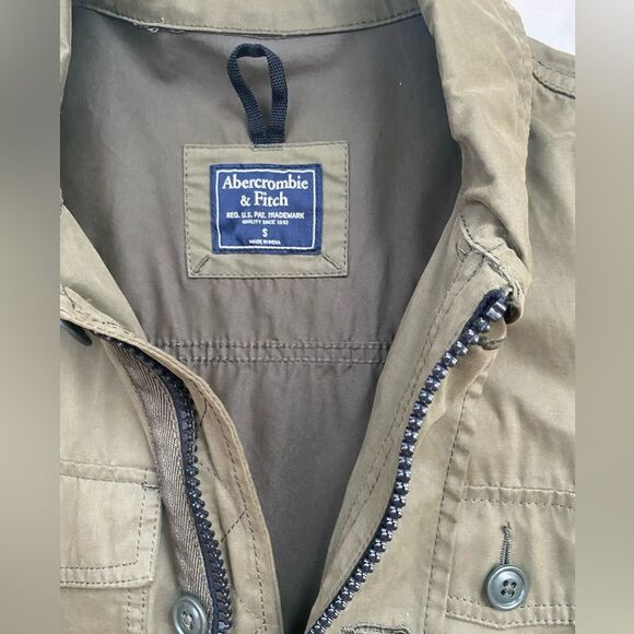 Abercrombie & Fitch overshirt jacket in olive army green size small full zip - Picture 11 of 12